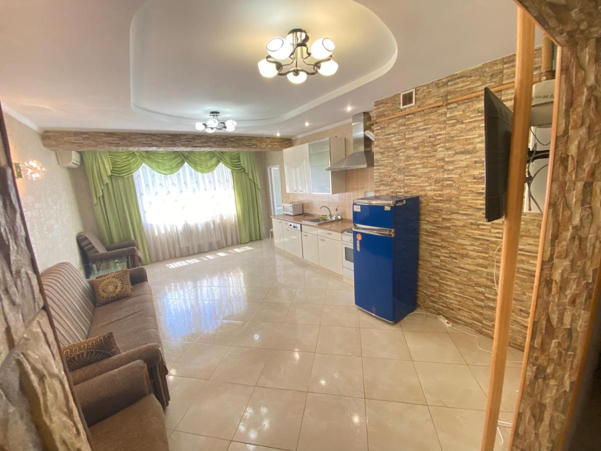 Ultra Central Double Room Appartment In Chisinau Exterior foto